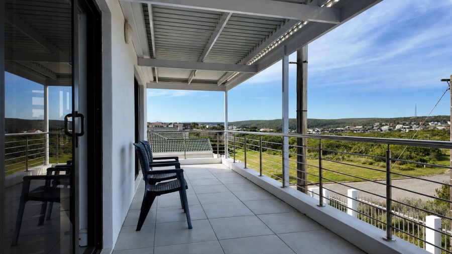 3 Bedroom Property for Sale in Stilbaai Wes Western Cape